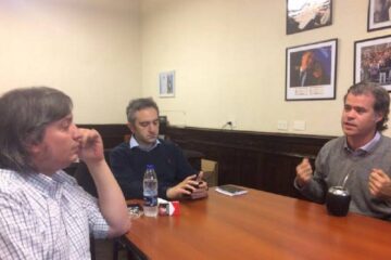 Ahora Piaggio contra Alberto Fernández