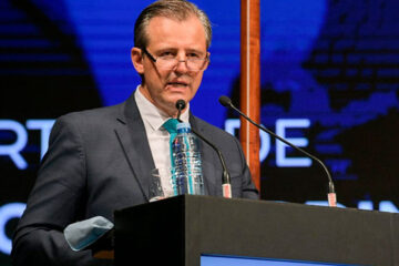 Bahl juega la gobernación