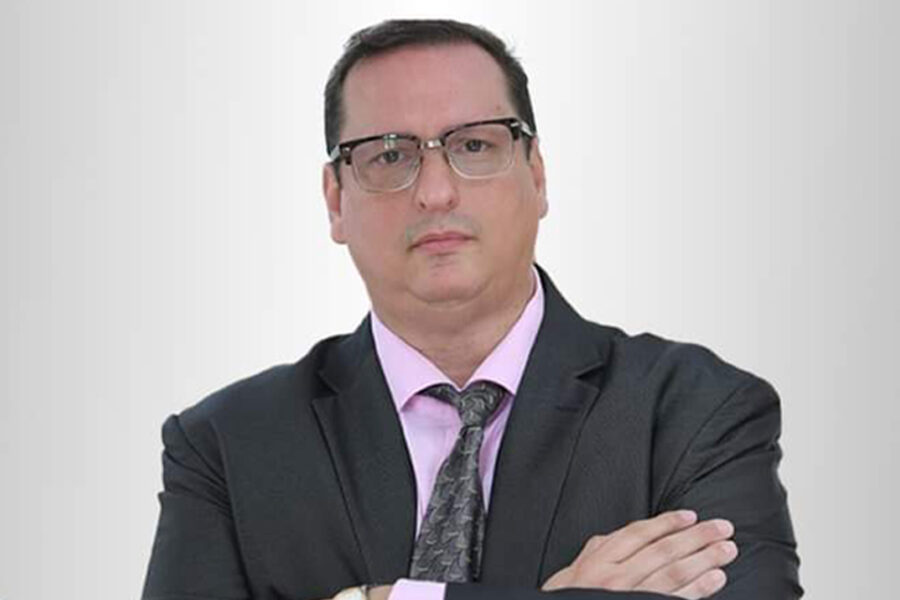 El peronismo abre sus puertas con Hernán Brienza