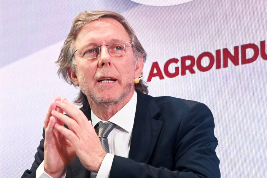 Bahillo en desacuerdo con el Banco Central