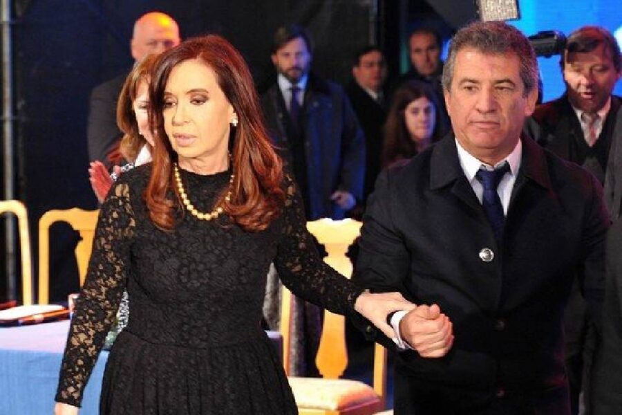Urribarri y Cristina dicen que no van a ser candidatos pero movilizan