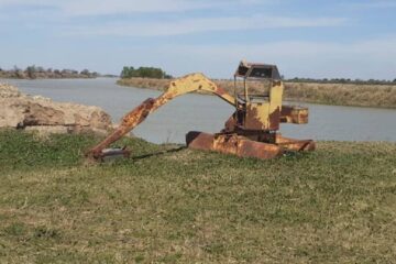 Estaban haciendo terraplenes ilegales en Entre Ríos