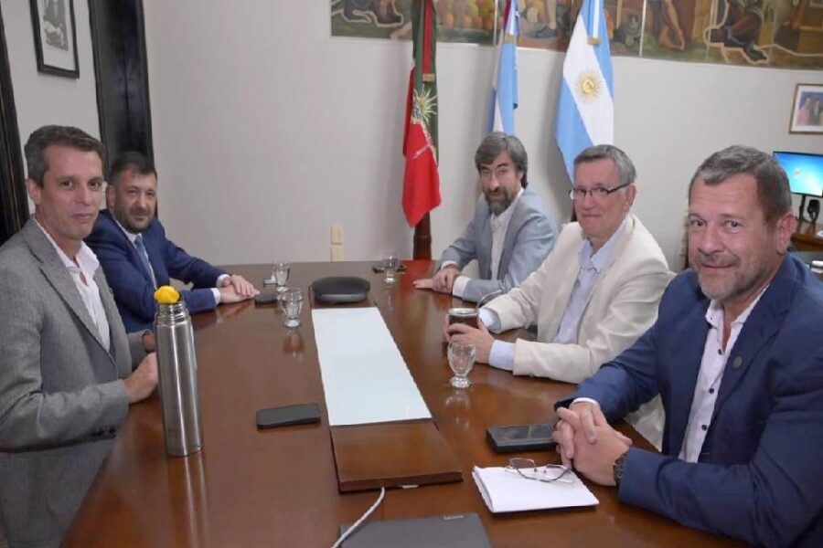 Cresto ya empezó a mostrar unidad