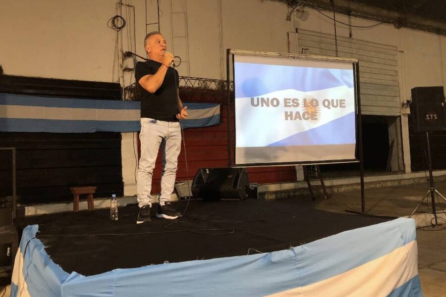 Urribarri en modo campaña llegará a Paraná