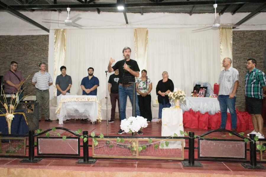 Giano compartió un acto con pastores evangélicos