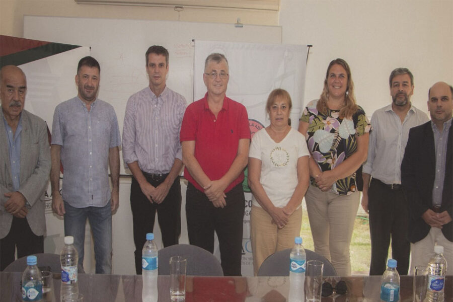 Kueider y Cresto se reunieron en Concordia con el CAER por la agenda de energía