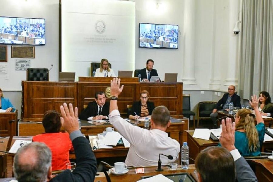 Senadores aprobaron el proyecto que exime de impuestos a productores agropecuarios