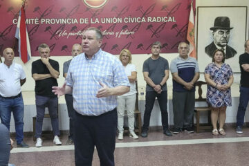 Sin nombrarlos Rogel tildó de malos perdedores a Galimberti y Schneider