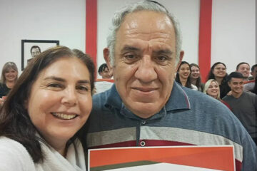 Sin definiciones aún, Lena recorre la provincia