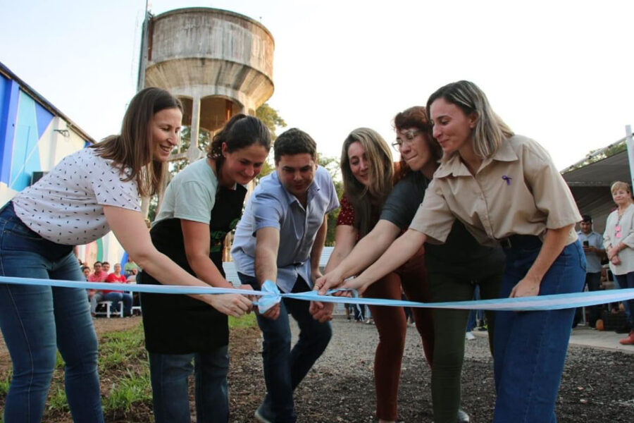 Gustavo Bastián inauguró el nuevo Mercado Regional y Solidario