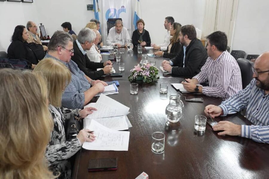 El gobierno reafirmó el compromiso de mantener los sueldos por encima de la inflación