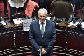 Juró Benedetti por Frigerio