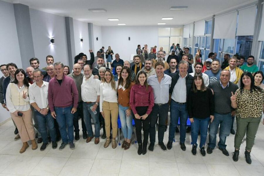 La foto política de Bahl en Gualeguaychú