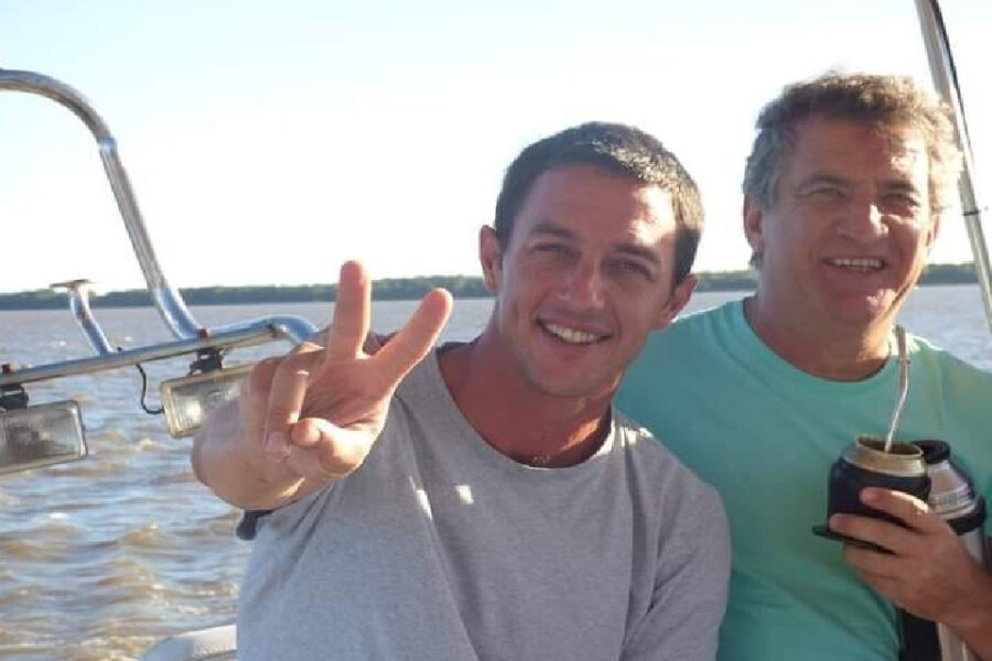 Se viralizó la foto del agresor de Milei con Urribarri