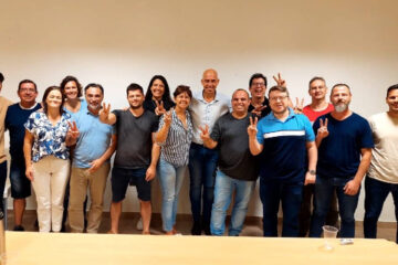 Weiss encabeza la departamental y también va por el consenso