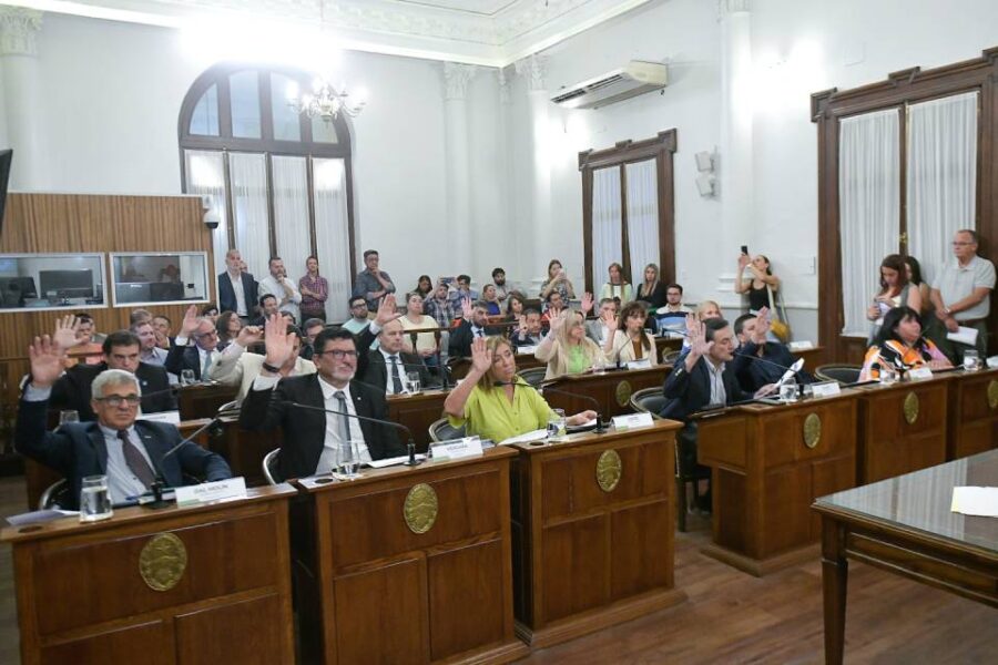 Frigerio logró que le aprueben reformas económicas con algunas correcciones