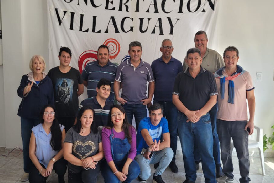 Se aviva el fuego amigo