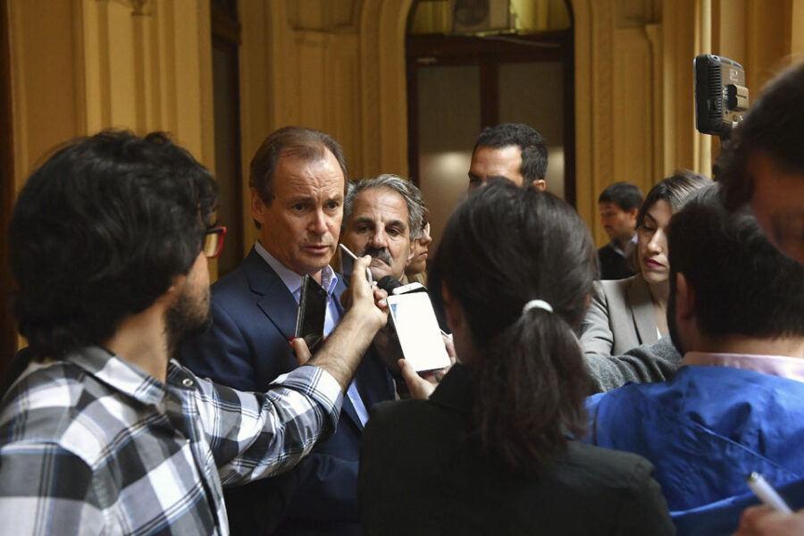 Ley Bases: Bordet la rechaza porque dice que las provincias quedarán en negativo