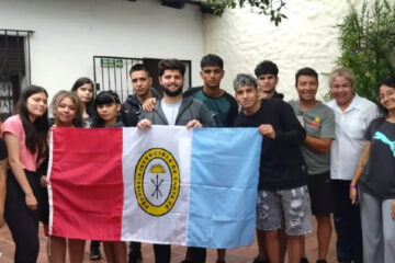 Integrantes del Concejo Deliberante Estudiantil recibieron la visita de estudiantes rosarinos