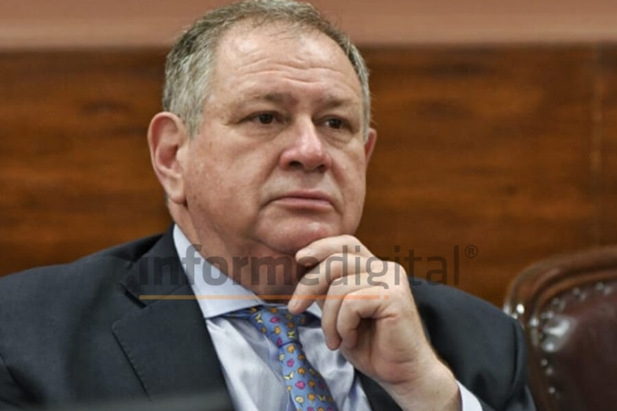 Rogel se anota para ser senador nacional