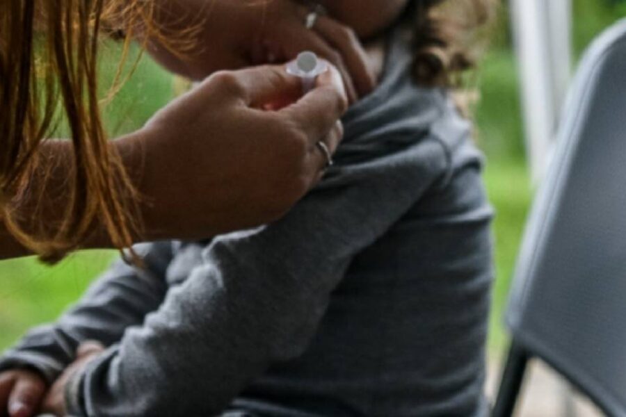 La municipalidad intensifica vacunación contra el sarampión