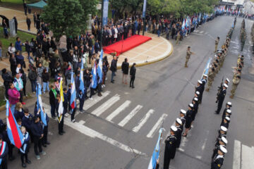 La ciudad conmemoró la Revolución de Mayo