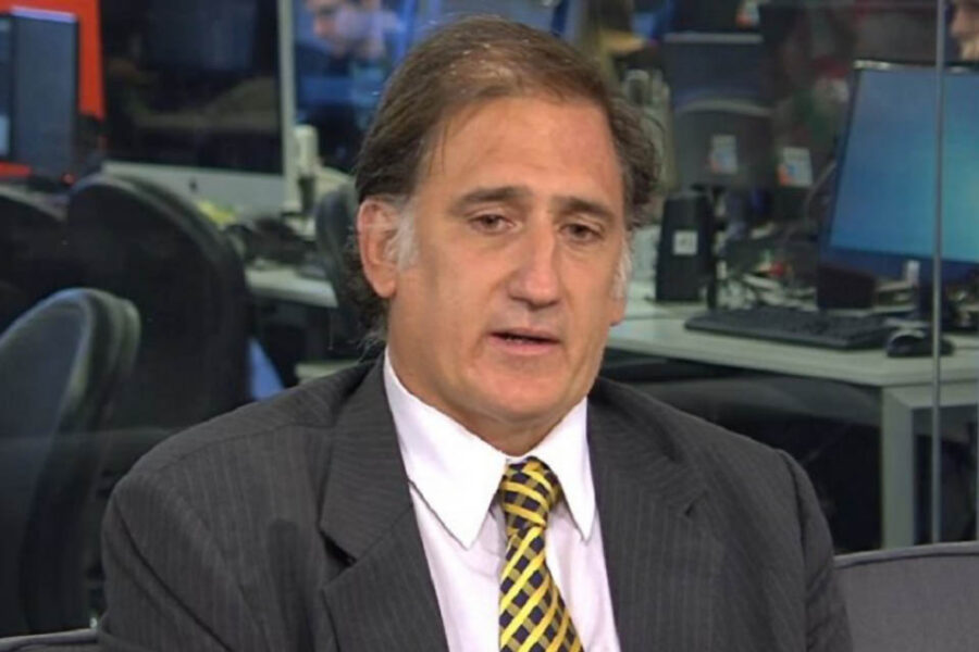 Lavagna propone eliminar de la Constitución la reelección presidencial